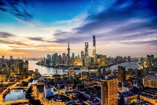 Private Layover Tour in Shanghai With Private Car Service - Tour Overview and Itinerary