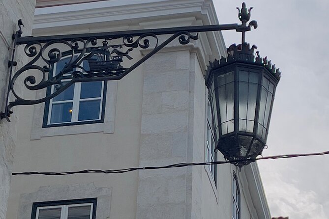 Private Lisbon Walking Tour - City Highlights and 2 Tastings - Frequently Asked Questions