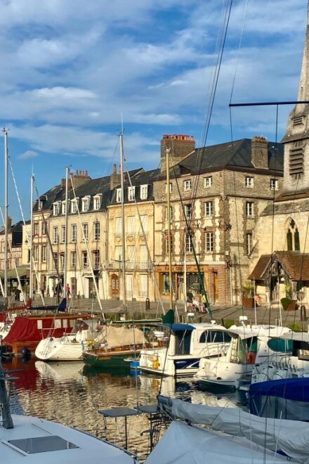 Private Live-guided Mont Saint-Michel, Honfleur by Mercedes - Highlights and Inclusions