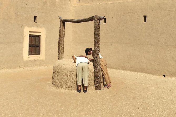 Private Liwa Overnight Desert Safari From Dubai With Dinner & Breakfast - Meals