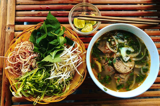 Private Local Food 4-hour Scooter Tour in Ho Chi Minh City - Trying Traditional Vietnamese Cuisine