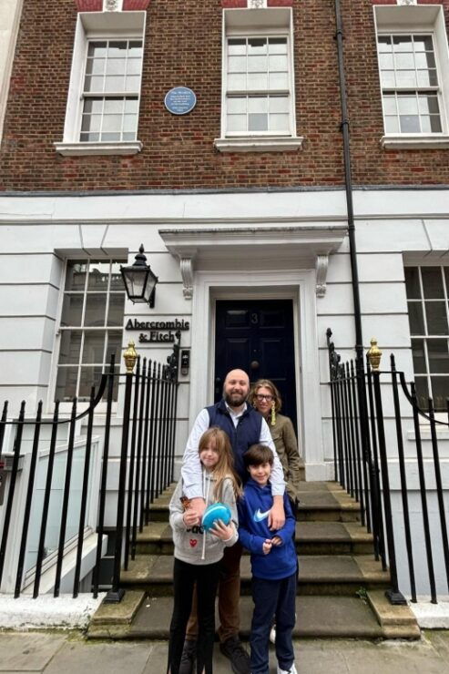 Private London Beatles Taxi Tour With Local Guide - Good To Know