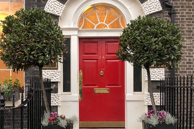 Private London Christmas & New Years Eve Tour: Includes Hot Drink - Common Questions