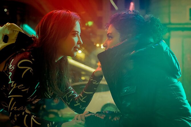 Private London Night Portrait Shoot - Meeting and Pickup