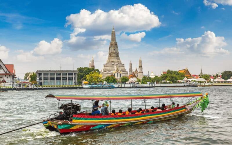 Private Long-tail boat canals tours in Bangkok-artists House - The Artist’s House – A Cultural Gem