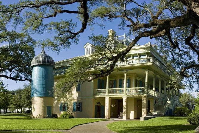 Private Louisiana Plantations Tour With Gourmet Lunch From New Orleans - Booking and Pick-up Details