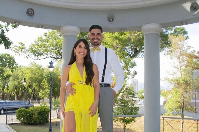 Private Love Story Photoshoot for Couples in Ponce - Authenticity and Artistic Guidance