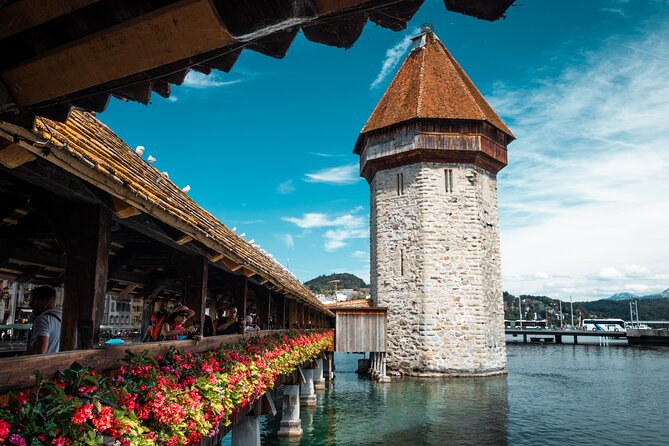 Private Lucerne Express Walking Tour With a Local - Tour Overview