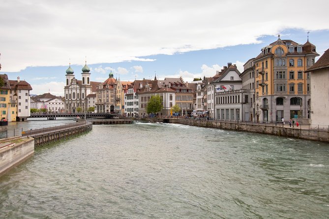 Private Lucerne Express Walking Tour With a Local - Meeting and Pickup