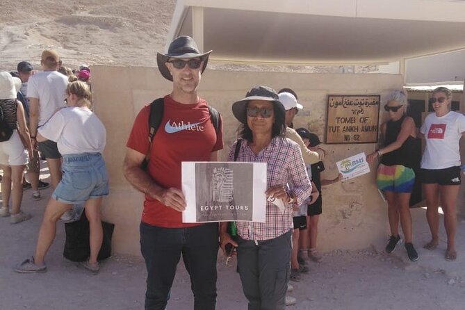 Private Luxot Day Tour From Hurghada - Accessibility Details