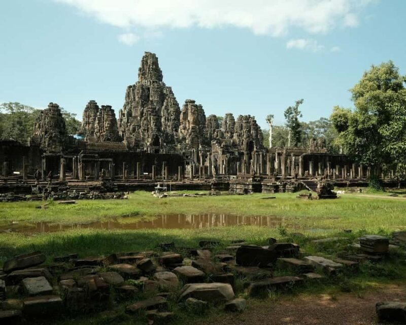 Private Luxury Angkor Wat English, Japanese or German Guide - An In-Depth Review of the Private Angkor Wat Experience