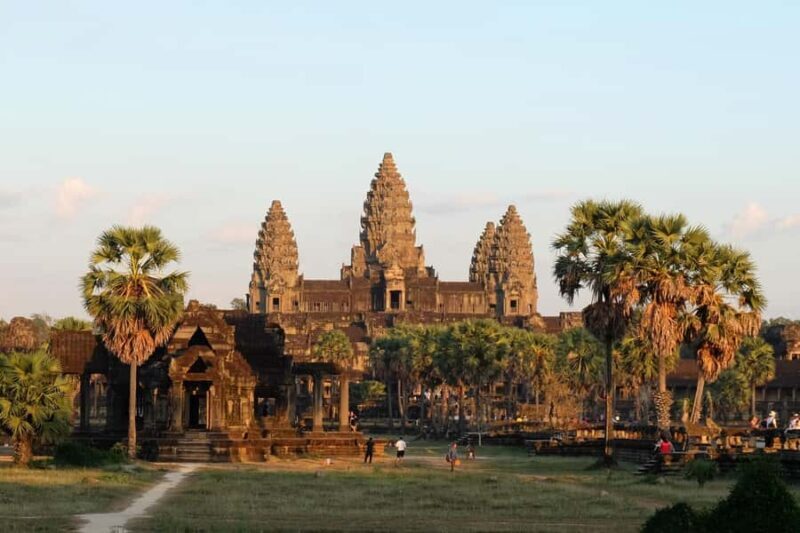 Private Luxury Angkor Wat English, Japanese or German Guide - A Closer Look at the Itinerary and What to Expect