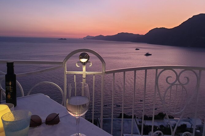 Private Luxury Arrival Transfer From Napoli to Amalfi Coast - Pickup Information