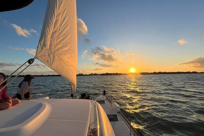 Private Luxury Catamaran Tour to Stingray City and Snorkel - Practical Tips for Your Trip
