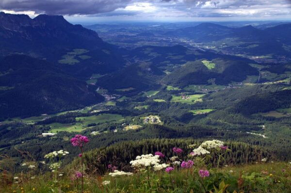 Private Luxury Day Trip From Munich to Eagles Nest & Back - Visiting Eagles Nest