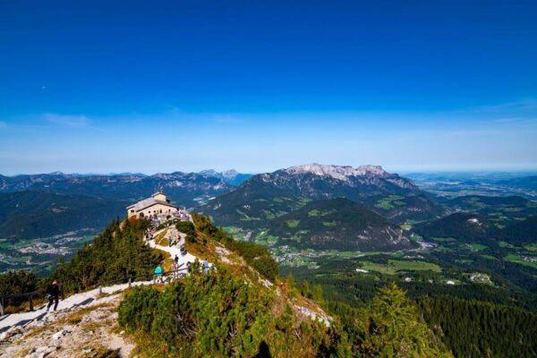 Private Luxury Day Trip From Munich to Eagles Nest & Back - Important Travel Tips