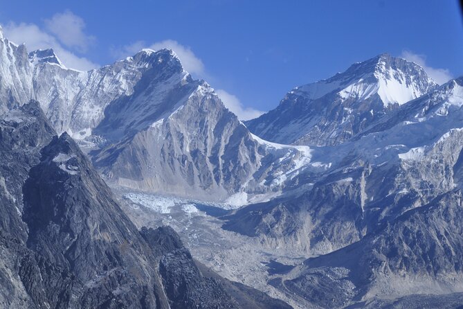 Private Luxury Everest View 5 Days Heli Tour - Luxury Accommodations