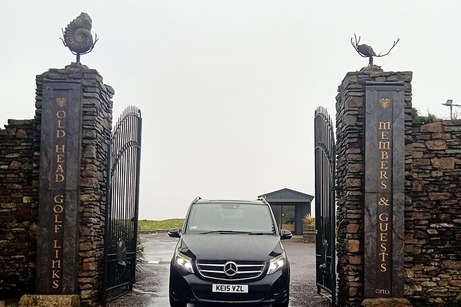 Private Luxury Giants Causeway Tour From Belfast - Service Overview