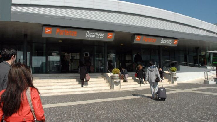 Private Luxury Rome Airports Transfer - Service Details
