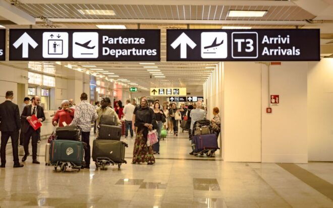 Private Luxury Rome Airports Transfer - Meeting Point