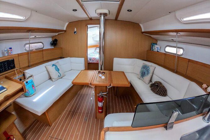 Private Luxury Sailing from Casa de Campo to Catalina Island - FAQ