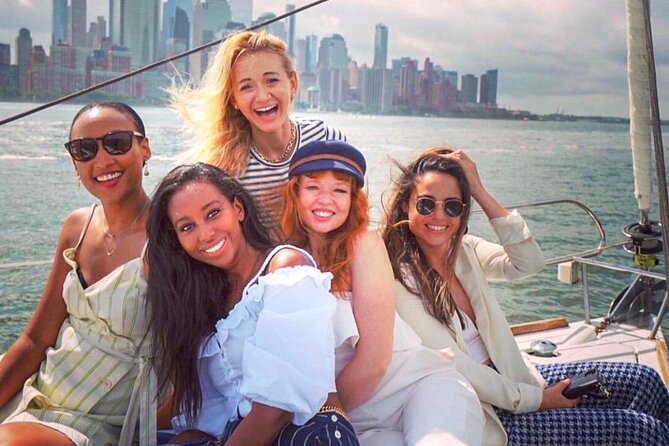 Private Luxury Sailing Tour New York City - Departure and Route