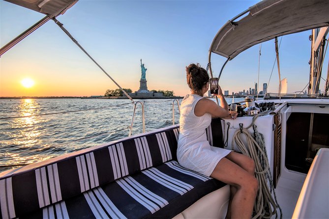 Private Luxury Sailing Tour New York City - Common Questions