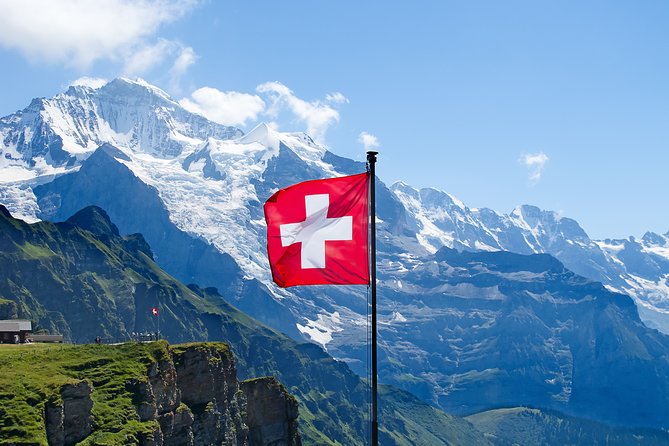 Private Luxury (Ski) Transfer Zurich Airport to St. Moritz (1-6 Persons) - Premium Private Transfer Service