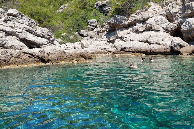 Private Luxury Speedboat Tour-Islands, Caves, Beaches, Snorkeling - Important Information