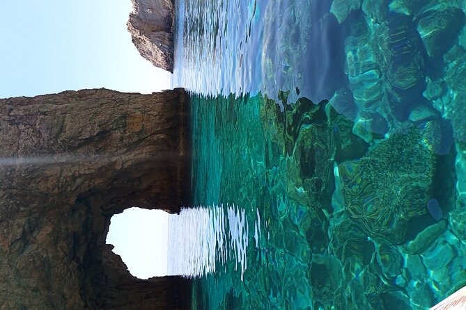 Private Luxury Sunset Cruise Blue Caves Champagne Included 5pax - Inclusions