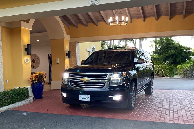 Private Luxury SUV Transfer Providenciales Airport (ONE WAY) - Booking Confirmation and Details