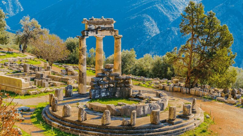 Private Luxury Tour: Delphi, Arachova and Hosios Loukas - Good To Know