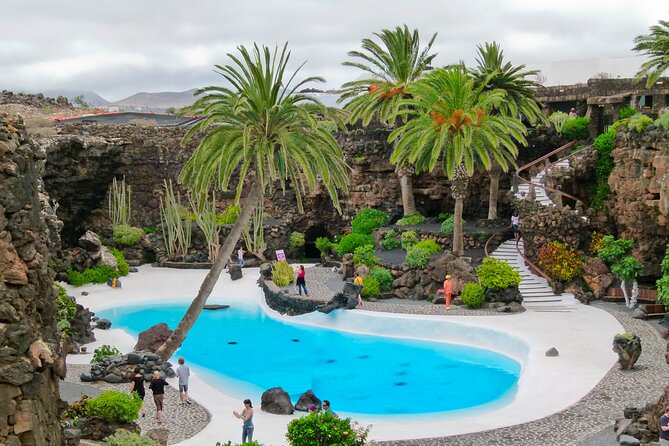 Private Luxury Tour of Jameos Del Agua and Cueva De Los Verdes in Lanzarote - Tour Details and Duration