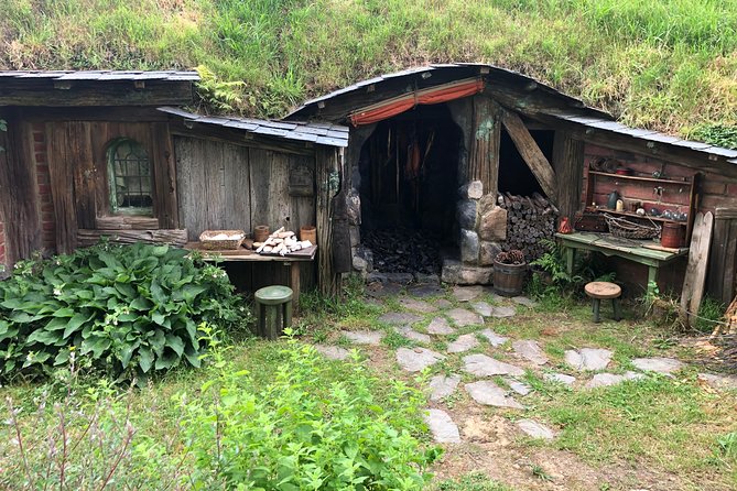 Private Luxury Tour to Hobbiton Movie Set for Couple and Small Groups From AKL - Common Questions