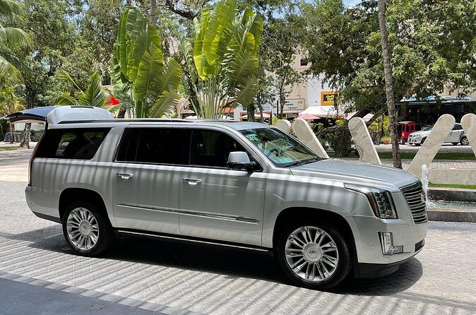 Private Luxury Transfer from Airport to Playa del Carmen - The Sum Up