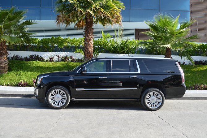 Private Luxury Transfer From Hotel to Cancun International Airport (1 to 5) - Reviews From Viator and Tripadvisor Travelers