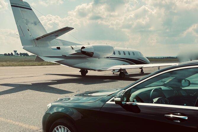 Private Luxury Transfer Paris Beauvais Airport BVA to Paris - Pickup Process