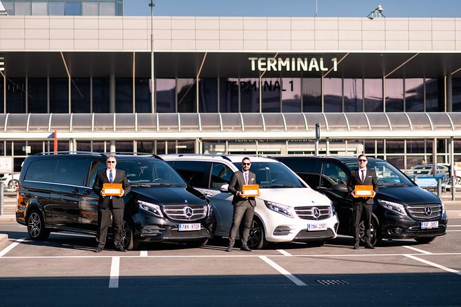 Private Luxury Transfer to Cesky Krumlov From Prague - Inclusions