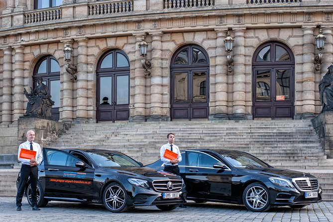 Private Luxury Transfer to Cesky Krumlov From Prague - Meeting and Pickup