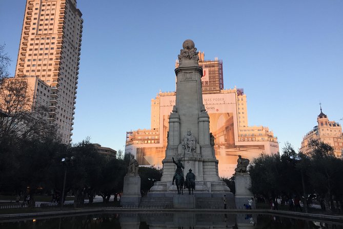 Private Madrid Full Day Guided Tour With Dlx Car - Deluxe Car Transportation