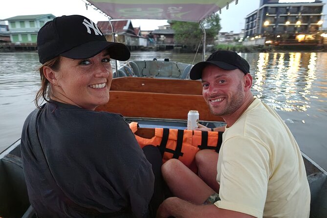 Private Maeklong Railway Market and Amphawa Day Tour From Bangkok - Review Checks