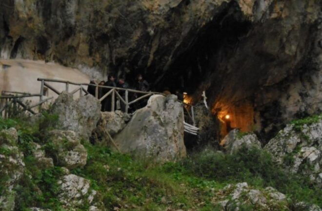 Private : Margarites Village-Arkadi Monastery-Patsos Gorge - Traditional Pottery Making in Margarites