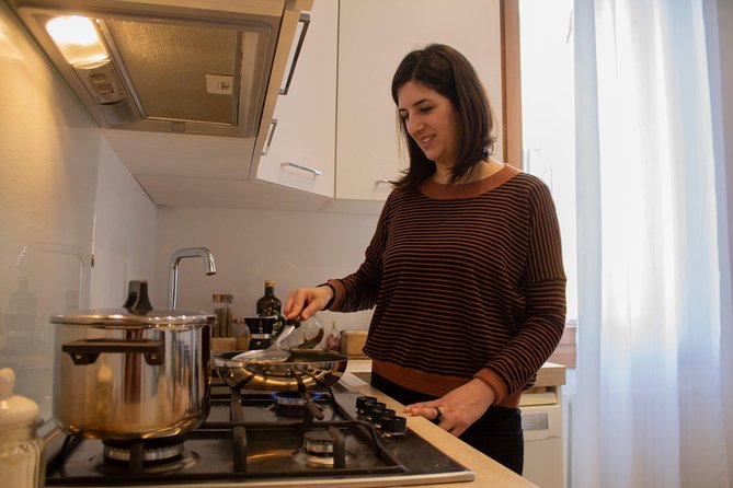Private Market Tour and Cooking Class in Central Venice With a Fun Loving Local - What to Expect