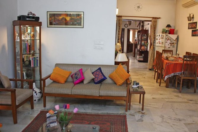 Private Market Tour and Cooking Lesson in a Local New Delhi Home - Meeting Point Information