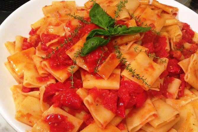 Private Market Tour and Pasta Class With a Professional Chef in Her Rome Home - Booking Information