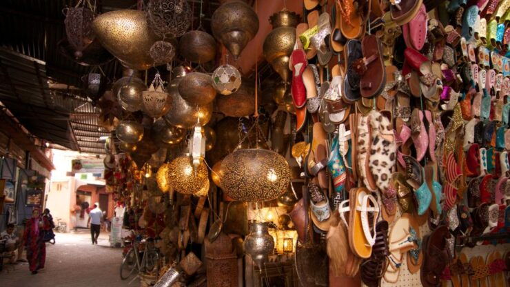 Private Marrakech: Medina and Museum Tour - Tour Duration and Guide Information