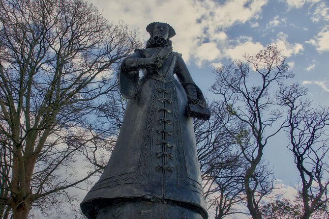 Private Mary Queen of Scots Day Tour in Luxury MPV From Edinburgh - Tour Highlights