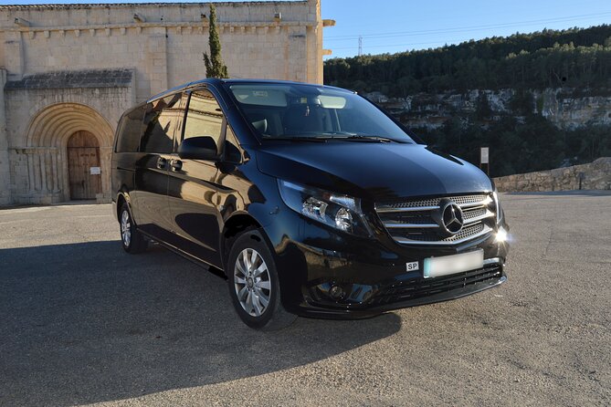 Private Meet & Greet Transfer From El Prat Airport to Barcelona - Private Service Exclusively for Your Party