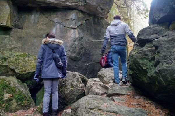 Private Metcalfe/Duncan Caves Hike-Collingwood/Blue Mountain - Getting to the Trailhead
