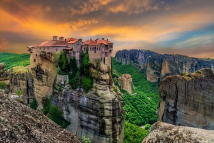 Private Meteora Monasteries Tour From Thessaloniki! - Good To Know